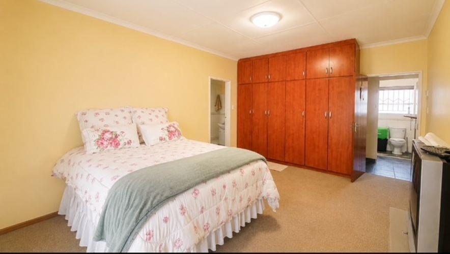 3 Bedroom Property for Sale in Universitas Ridge Free State